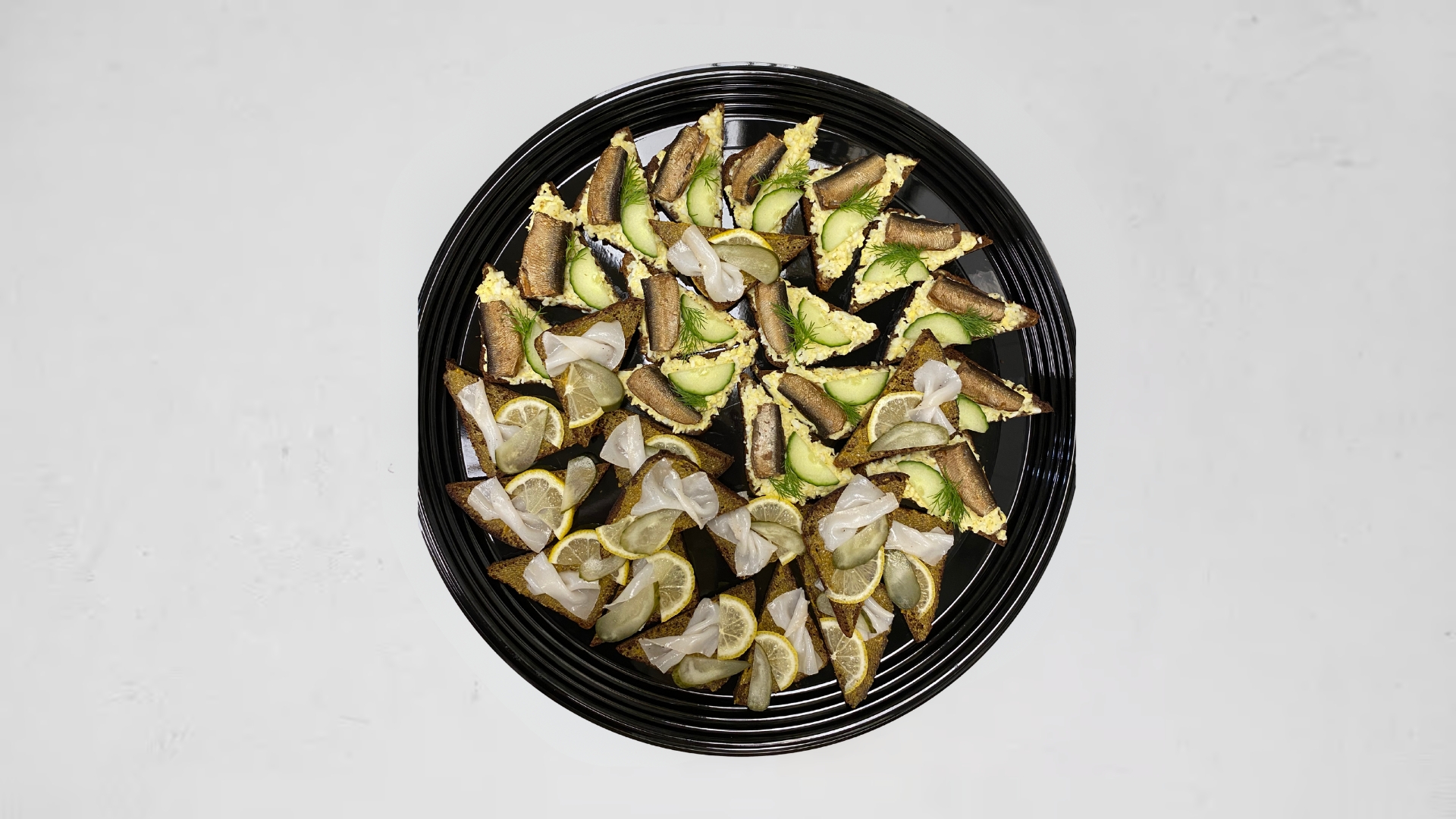 Sandwiches with Smoked Sprats,  Sandwiches with Cured Salo